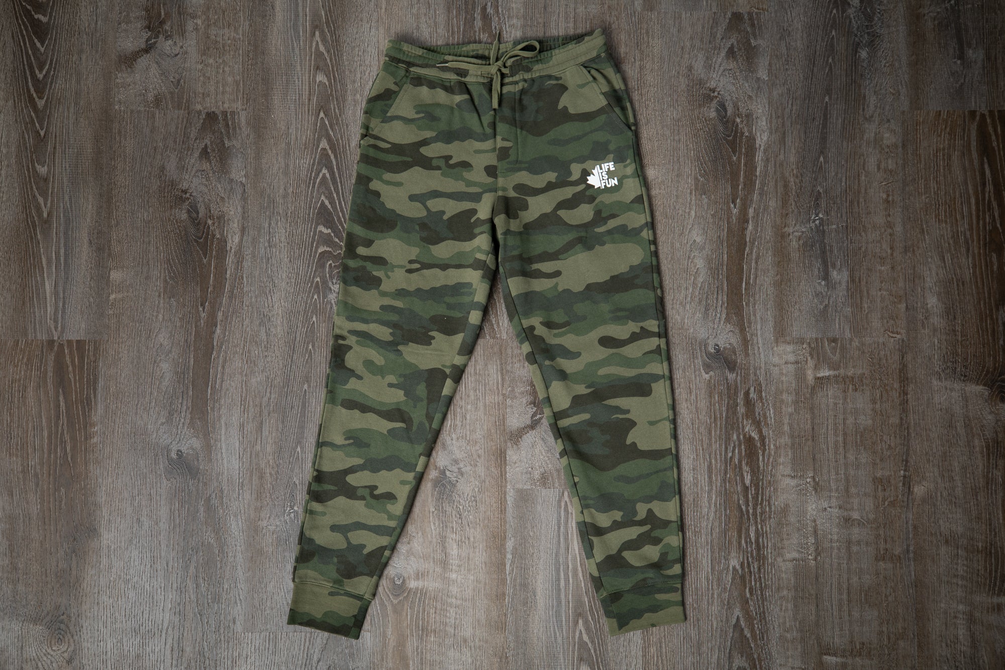 Hollister camo joggers hotsell